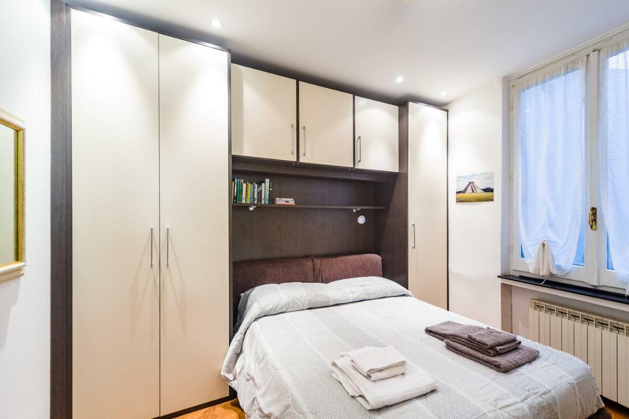 Old Port Apartment 4 Beds Генуя Екстер'єр фото